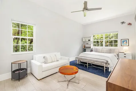 8852 154 Court Palm Beach Gardens FL 33418