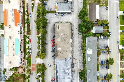 810 Park Avenue Lake Park FL 33403
