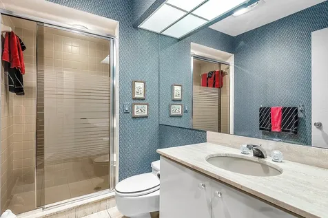 14 Oaks Lane Boynton Beach FL 33436