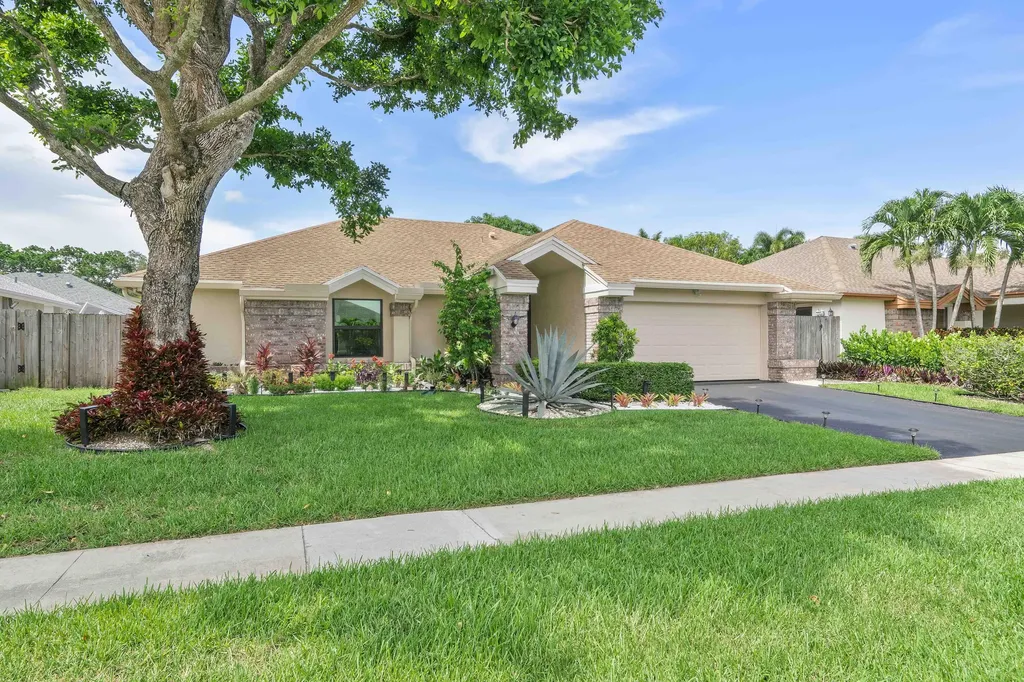 10187 182nd Court Boca Raton FL 33498