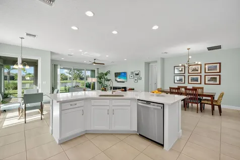 11742 Sw Sailfish Isles Way Port Saint Lucie FL 34987