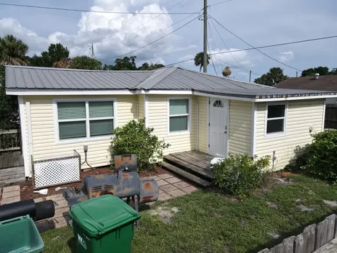 305 Sw 2nd Street Okeechobee FL 34974