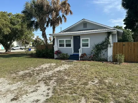 305 Sw 2nd Street Okeechobee FL 34974
