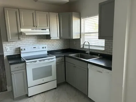 305 Sw 2nd Street Okeechobee FL 34974