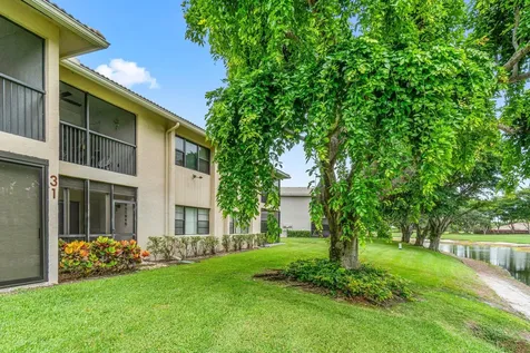31 Stratford Lane Boynton Beach FL 33436