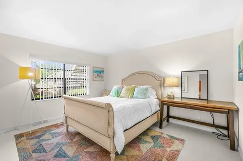 31 Stratford Lane Boynton Beach FL 33436