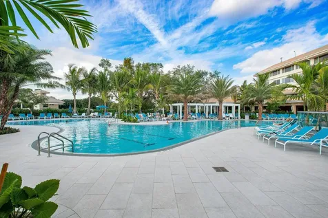 31 Stratford Lane Boynton Beach FL 33436
