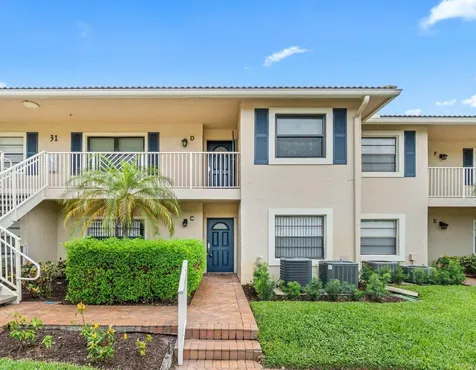 31 Stratford Lane Boynton Beach FL 33436
