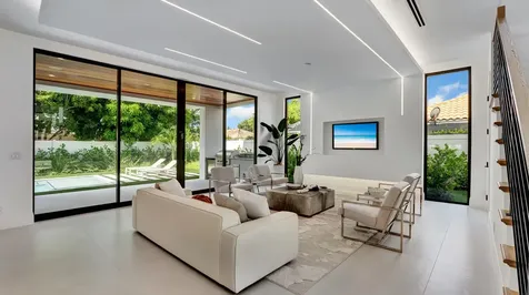 812 Malaga Drive Boca Raton FL 33432