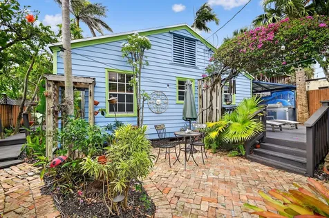 523 31st Street West Palm Beach FL 33407