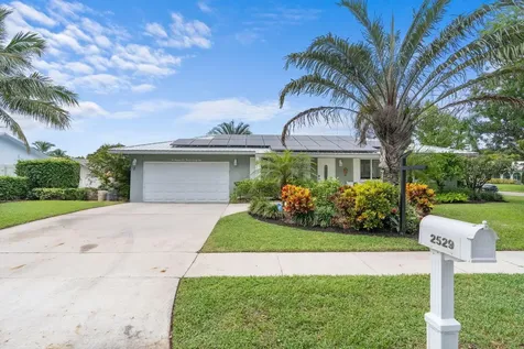 2529 Nw 32nd Street Boca Raton FL 33434