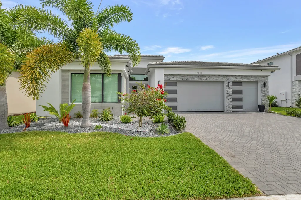 17118 Aquavera Way Boca Raton FL 33496