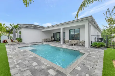 17118 Aquavera Way Boca Raton FL 33496