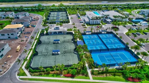 17118 Aquavera Way Boca Raton FL 33496