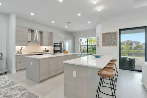 17118 Aquavera Way Boca Raton FL 33496