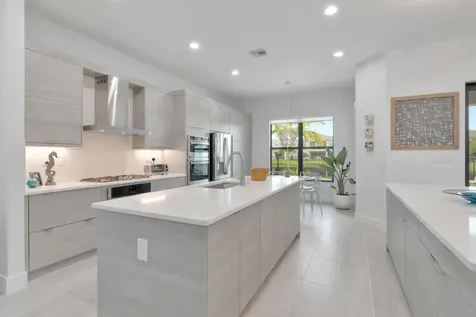 17118 Aquavera Way Boca Raton FL 33496