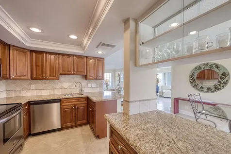 328 Cedar Key Circle Atlantis FL 33462