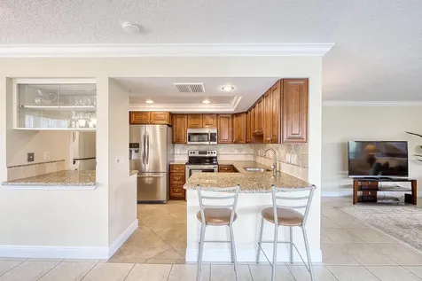 328 Cedar Key Circle Atlantis FL 33462