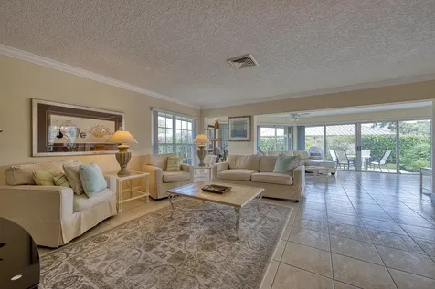 328 Cedar Key Circle Atlantis FL 33462