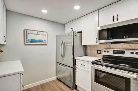 1028 Jeffery Street Boca Raton FL 33487