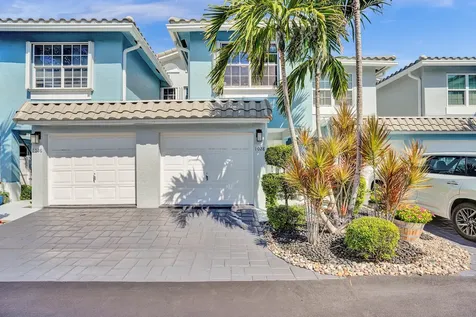 1028 Jeffery Street Boca Raton FL 33487