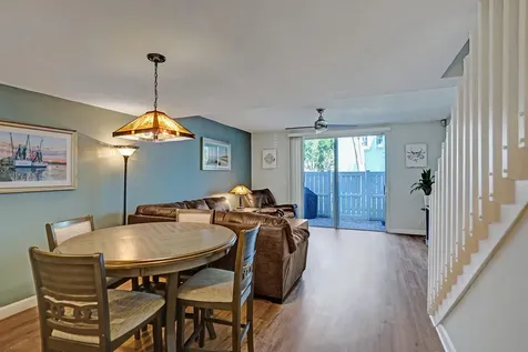 1028 Jeffery Street Boca Raton FL 33487