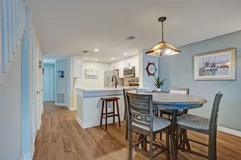 1028 Jeffery Street Boca Raton FL 33487