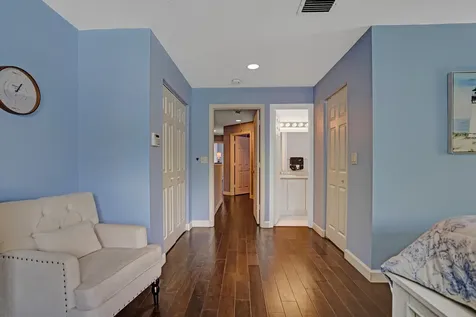 1028 Jeffery Street Boca Raton FL 33487