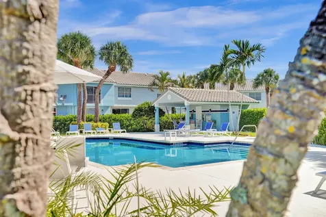 1028 Jeffery Street Boca Raton FL 33487