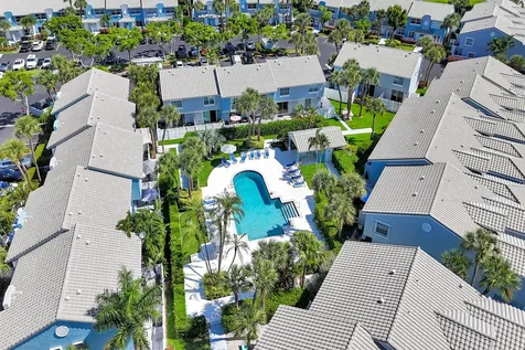 1028 Jeffery Street Boca Raton FL 33487