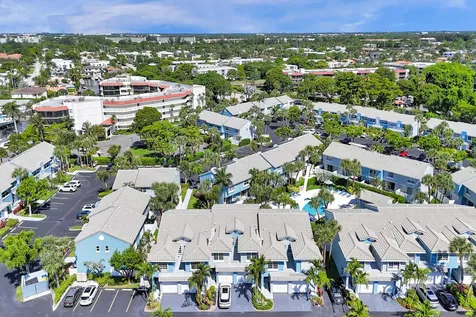 1028 Jeffery Street Boca Raton FL 33487