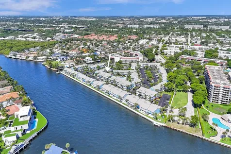 1028 Jeffery Street Boca Raton FL 33487