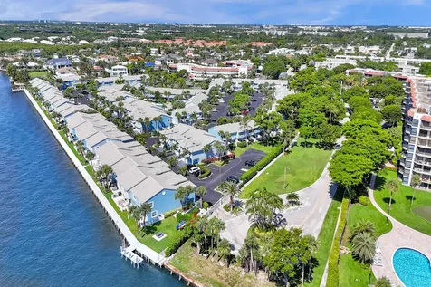 1028 Jeffery Street Boca Raton FL 33487
