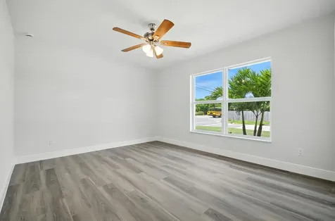 2624 Newport Drive Fort Pierce FL 34982