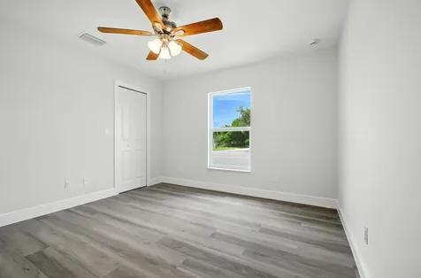 2624 Newport Drive Fort Pierce FL 34982