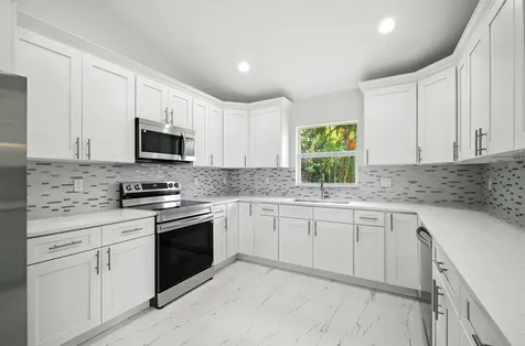 2624 Newport Drive Fort Pierce FL 34982