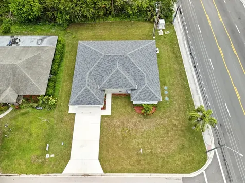 2624 Newport Drive Fort Pierce FL 34982