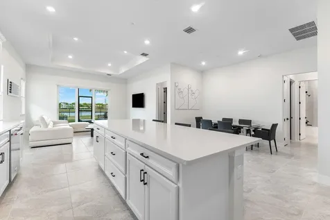 12325 Frontline Lane Palm Beach Gardens FL 33412