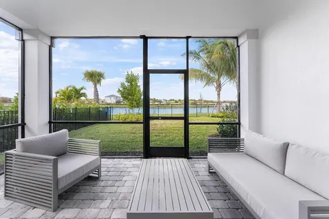 12325 Frontline Lane Palm Beach Gardens FL 33412