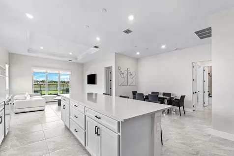 12325 Frontline Lane Palm Beach Gardens FL 33412