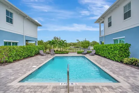 4662 Se Manatee Way Stuart FL 34997