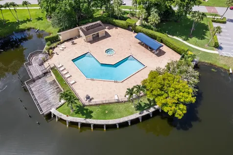 2021 Nw 15th Place Delray Beach FL 33445