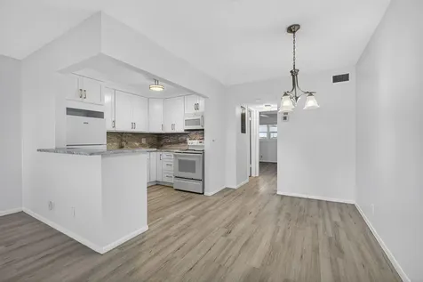 100 Shore Court North Palm Beach FL 33408