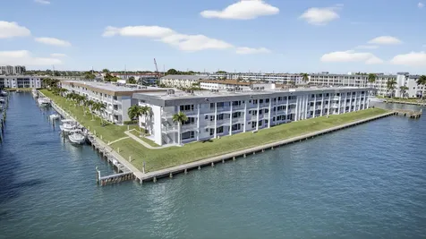 100 Shore Court North Palm Beach FL 33408