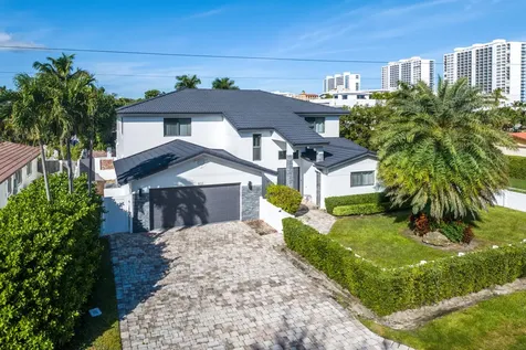 811 Se 31st Street Boca Raton FL 33432