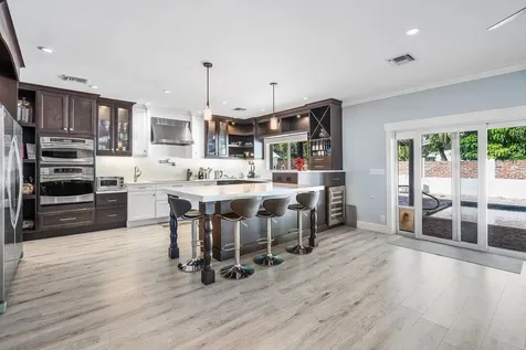 811 Se 31st Street Boca Raton FL 33432