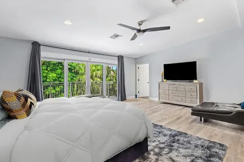 811 Se 31st Street Boca Raton FL 33432
