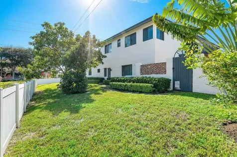 811 Se 31st Street Boca Raton FL 33432