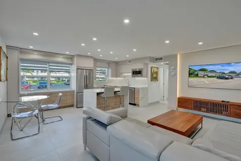 8 Richmond B Deerfield Beach FL 33442