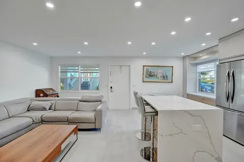8 Richmond B Deerfield Beach FL 33442
